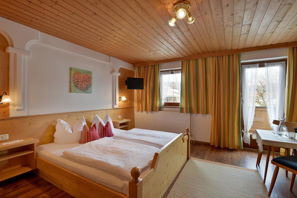 Huettschmiedhof Villa Kossen Ruang foto