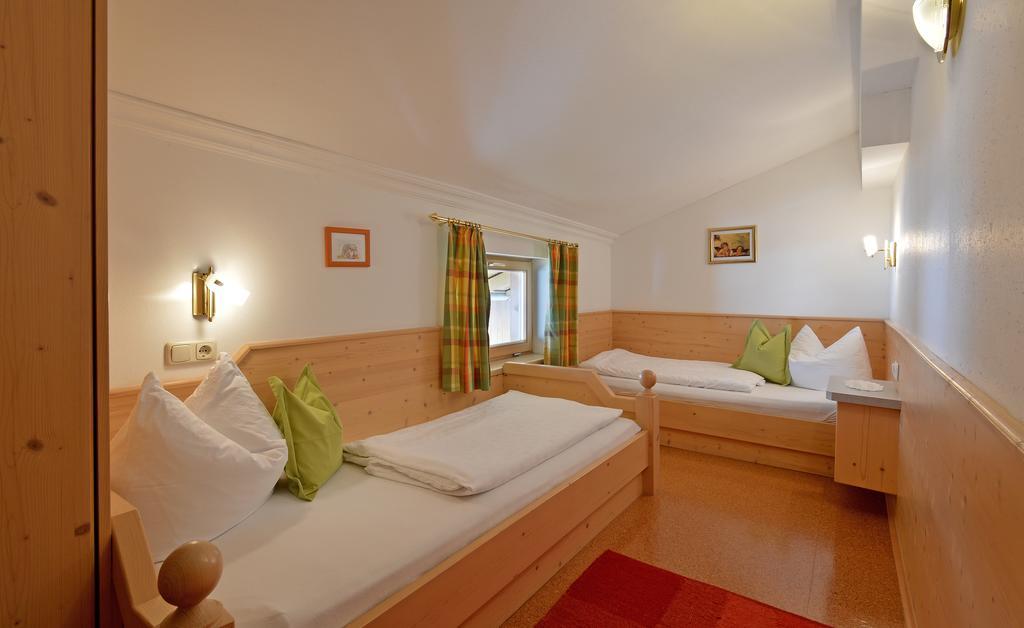 Huettschmiedhof Villa Kossen Ruang foto