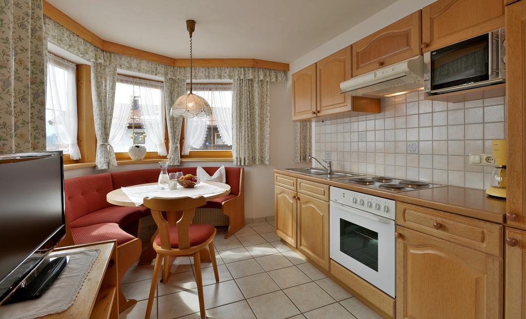 Huettschmiedhof Villa Kossen Ruang foto